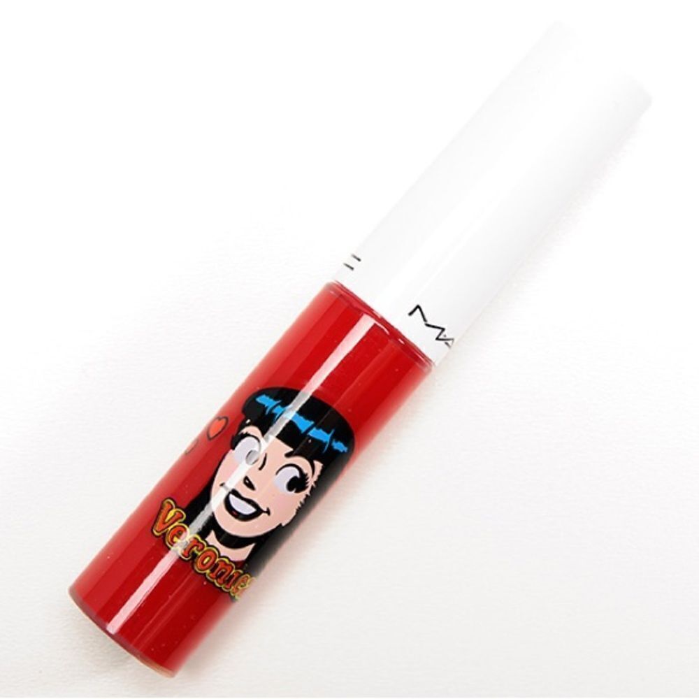 NIB MAC Archie’s Girls Lipglass in “Strawberry Malt”